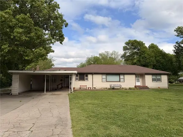 1116 S 220th Street, Pittsburg, KS 66762