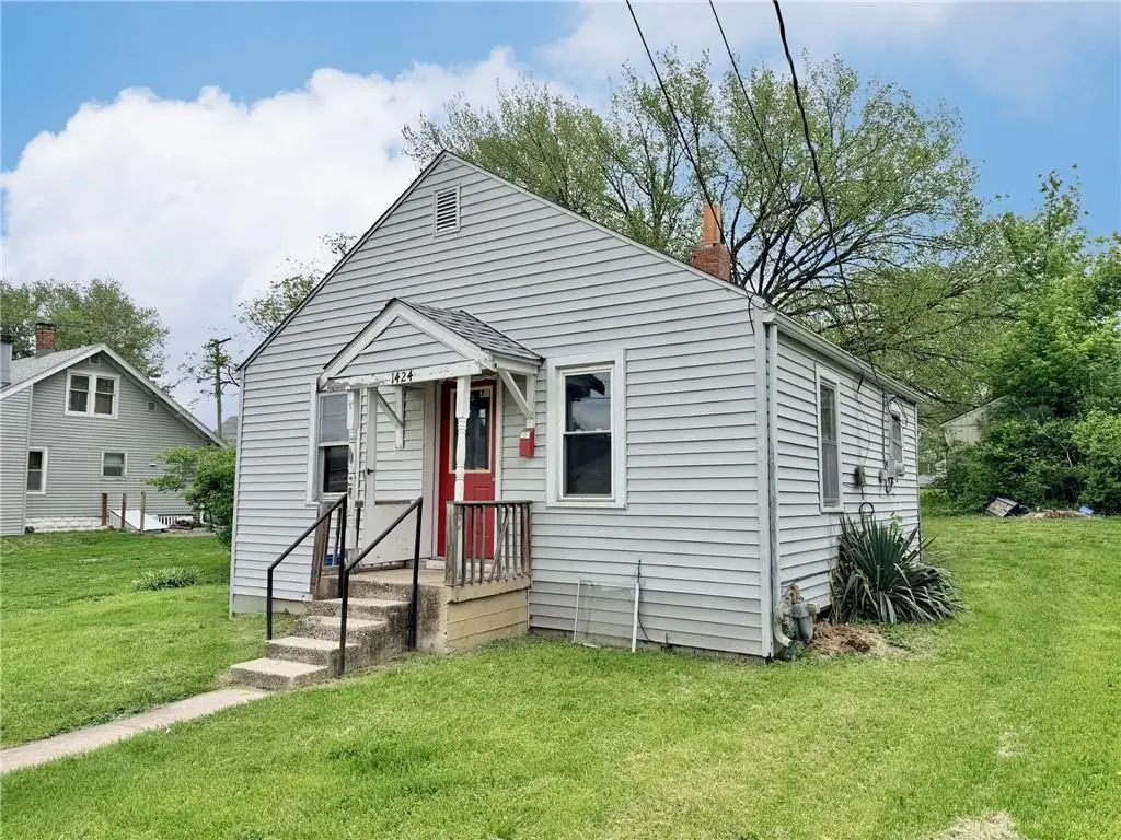 1424 Cedar Street, Trenton, MO 64683 - #1