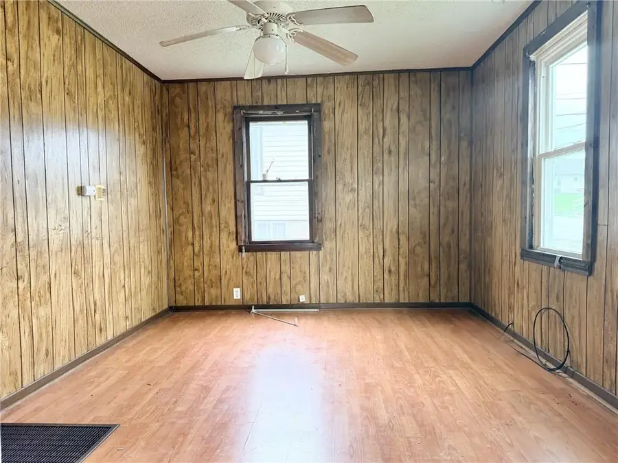 1424 Cedar Street, Trenton, MO 64683 - #3