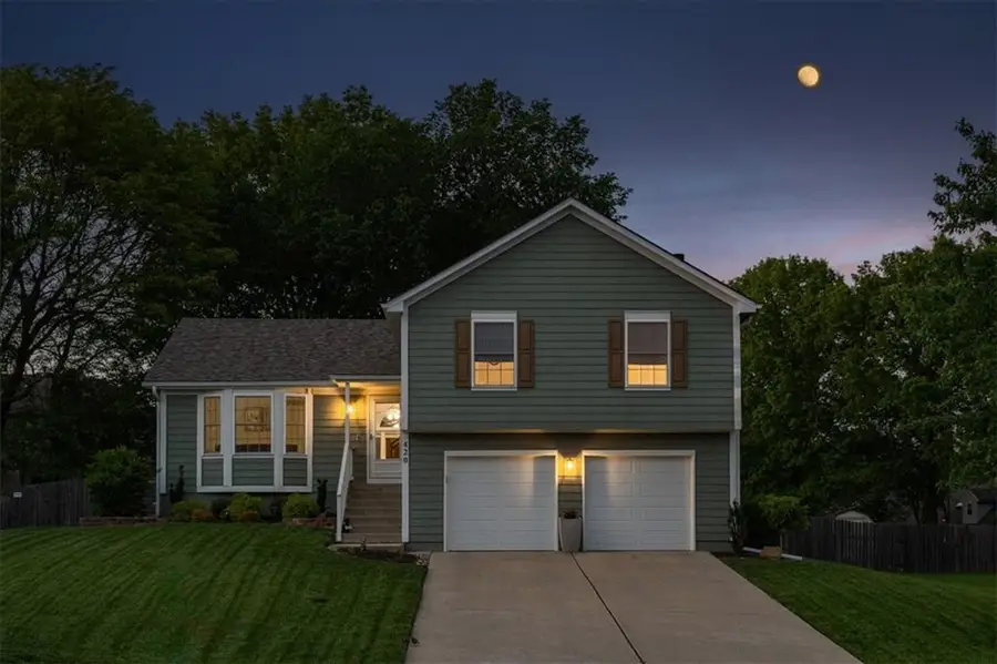 420 NE Victoria Circle, Lees Summit, MO 64086 - #2