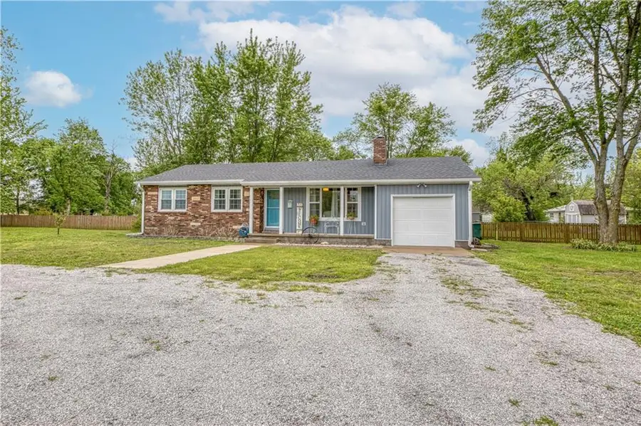 807 Carline Road, Girard, KS 66743 - #3