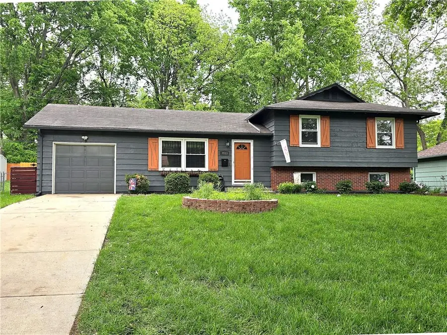 7113 Slater Street, Merriam, KS 66204 - #2