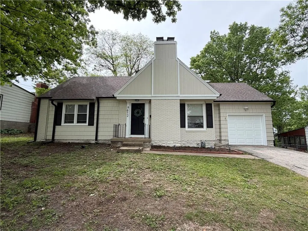 9612 Holmes Road, Kansas City, MO 64131 - #1