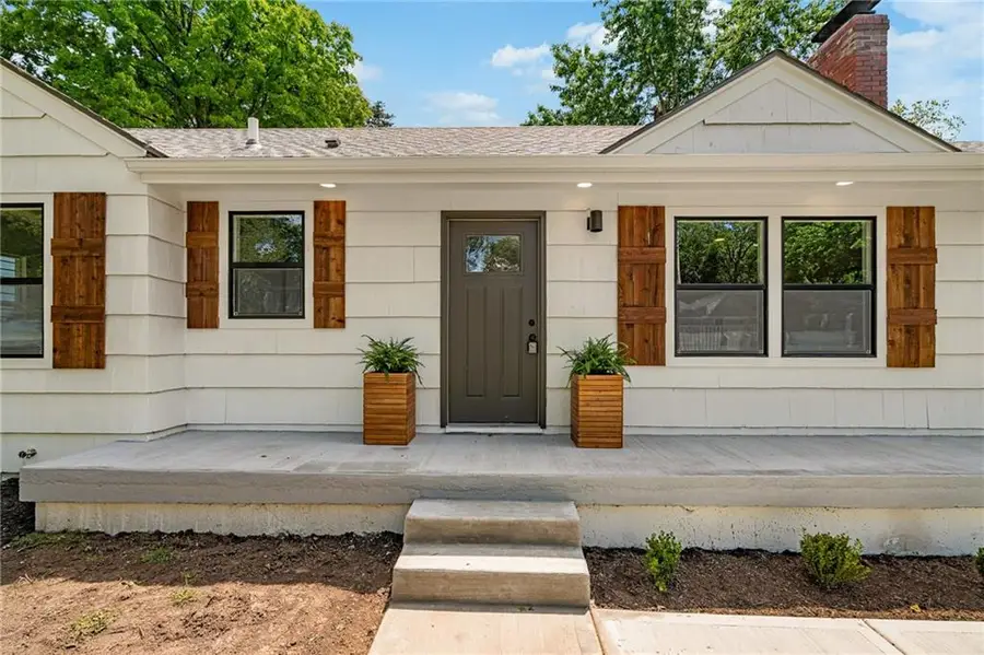 6111 W 58th Street, Mission, KS 66202 - #2