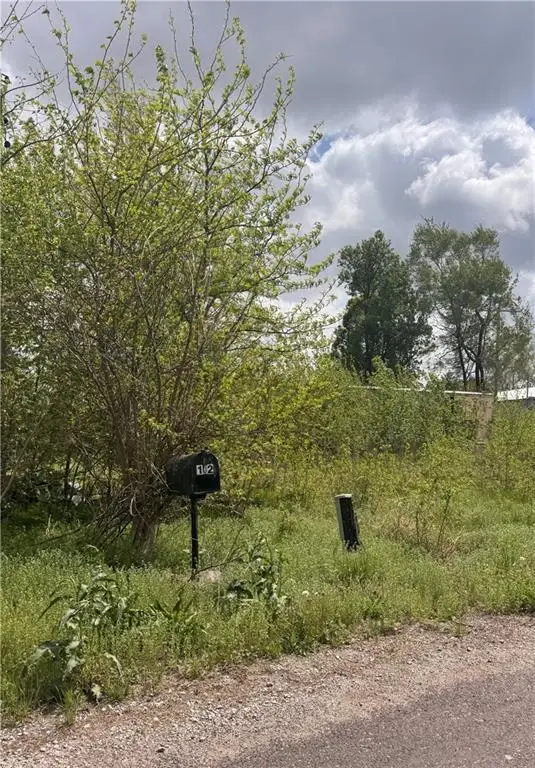 Na N/a, Levasy, MO 64066