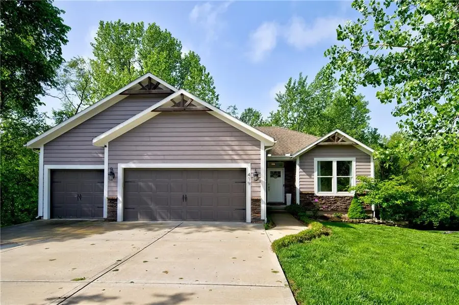 419 E 166th Court, Belton, MO 64012 - #2