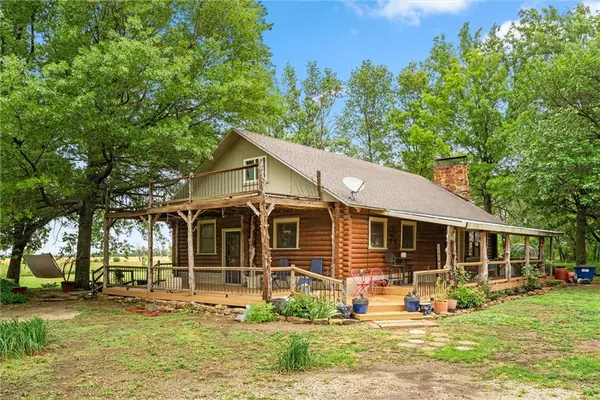 6084 2700 Road, Elk City, KS 67344