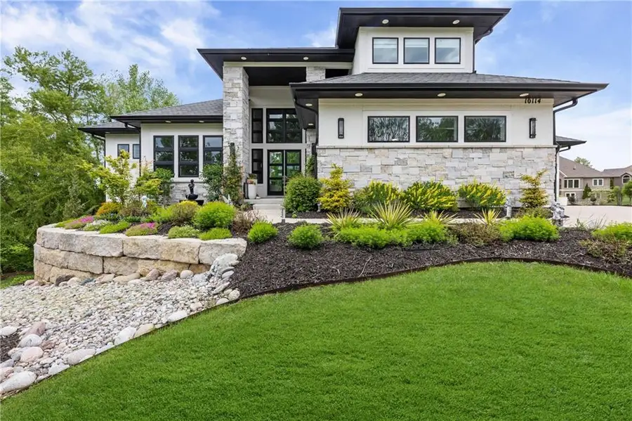 10114 W 152nd Terrace, Overland Park, KS 66221 - #3