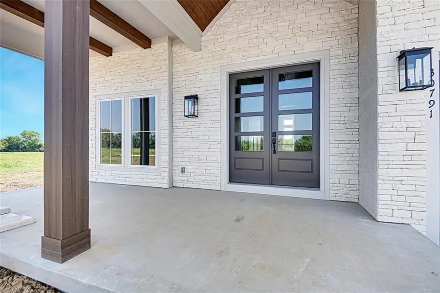 24621 W 60th Terrace, Shawnee, KS 66226 - #2