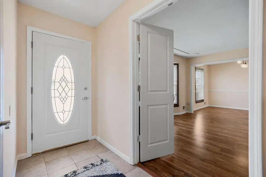 7824 Westridge Road, Raytown, MO 64138 - #2