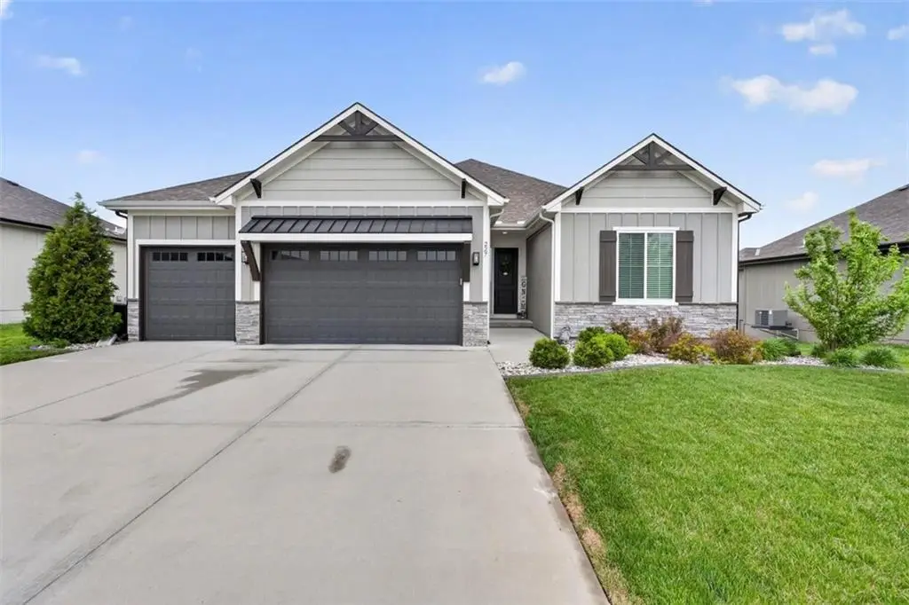 227 SW Eagles Ridge Drive, Blue Springs, MO 64014 - #1