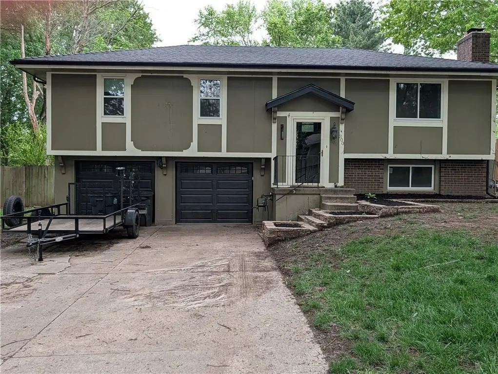300 SW Palo Drive, Blue Springs, MO 64014 - #1