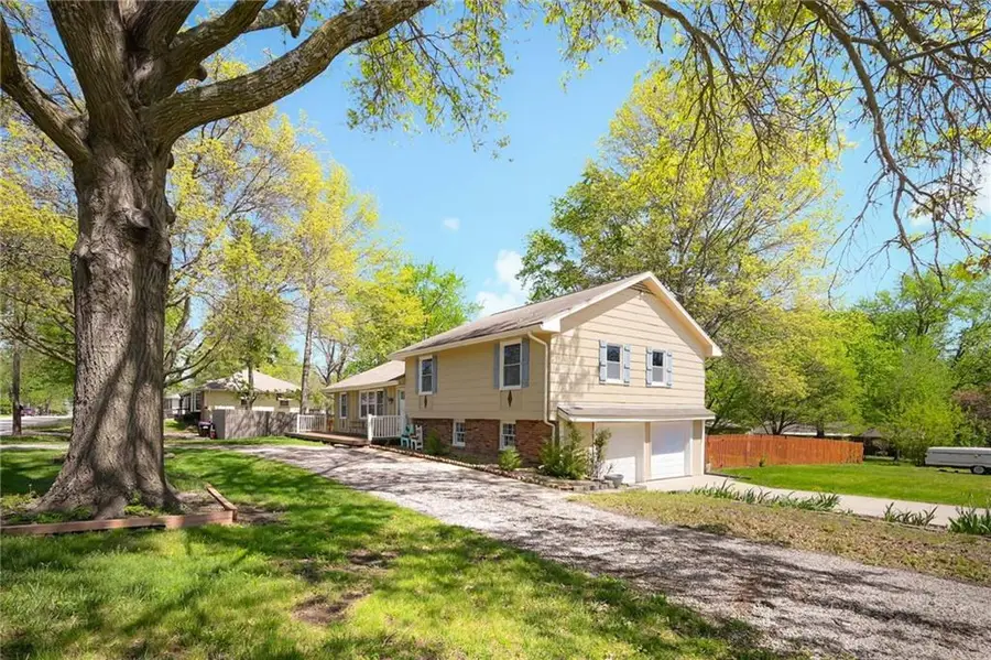 201 20th Avenue, Greenwood, MO 64034 - #3