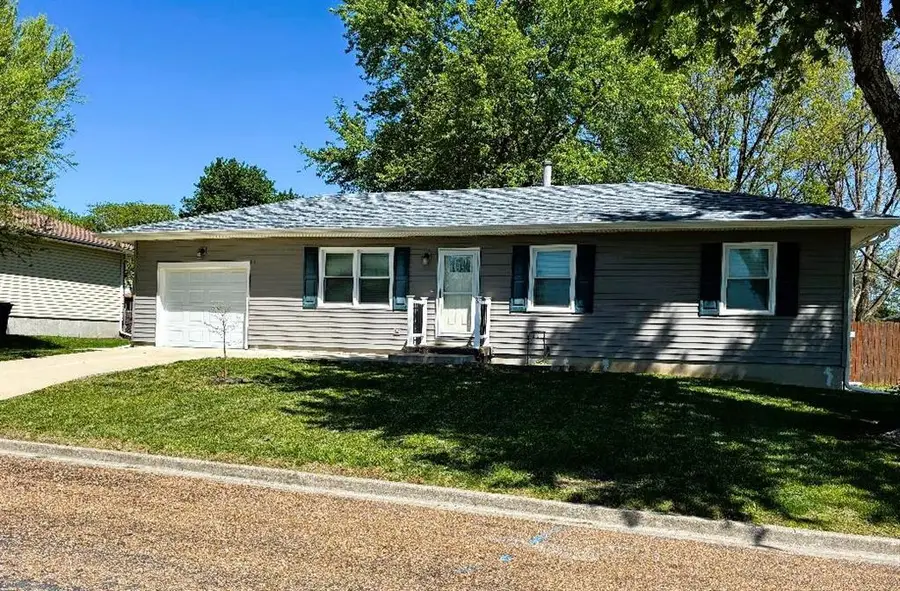 304 SE 10th Street Terrace, Concordia, MO 64020 - #2