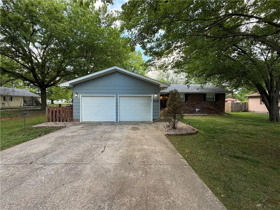 505 E 25th Street, Pittsburg, KS 66762 - #2