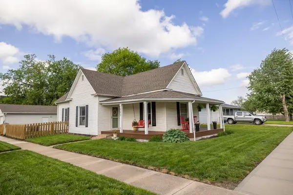 205 S Mill Street, Smithville, MO 64089