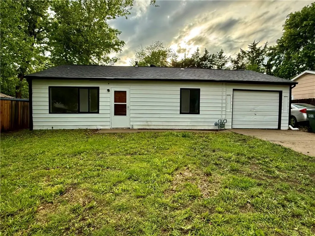 1531 Wedgewood Drive, Lawrence, KS 66044 - #1