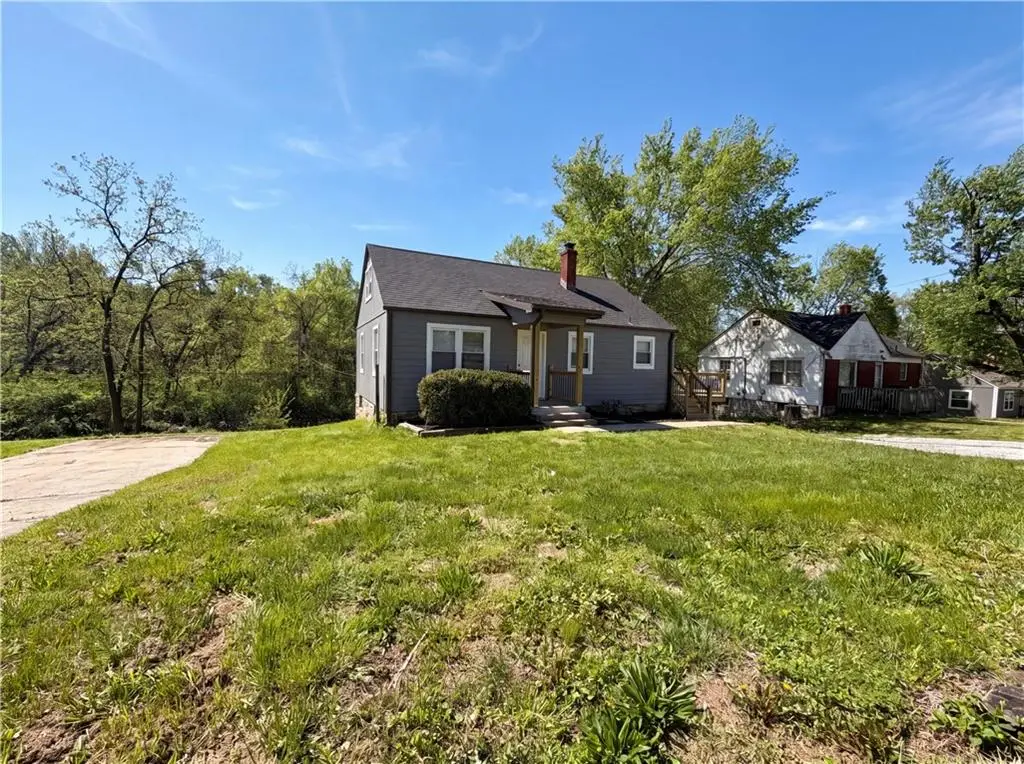 5525 Yecker Avenue, Kansas City, KS 66104 - #1