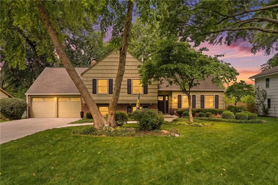 9640 Canterbury Street, Overland Park, KS 66206 - #3