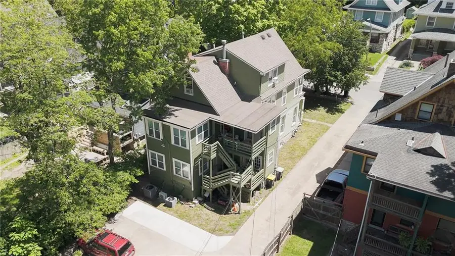 3226 Campbell Street, Kansas City, MO 64109 - #2