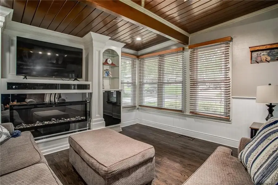 2817 Collin Street, Independence, MO 64052 - #3