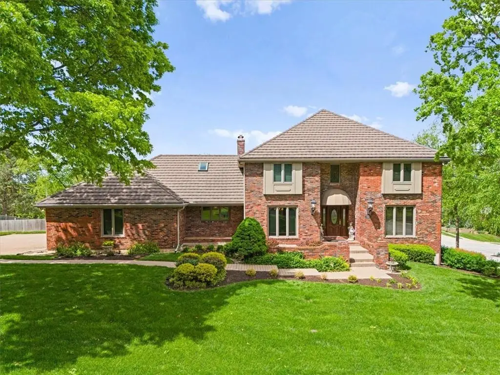 3600 W 119th Terrace, Leawood, KS 66209 - #1