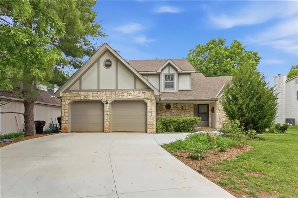 1308 Stone Meadows Drive, Lawrence, KS 66049 - #1