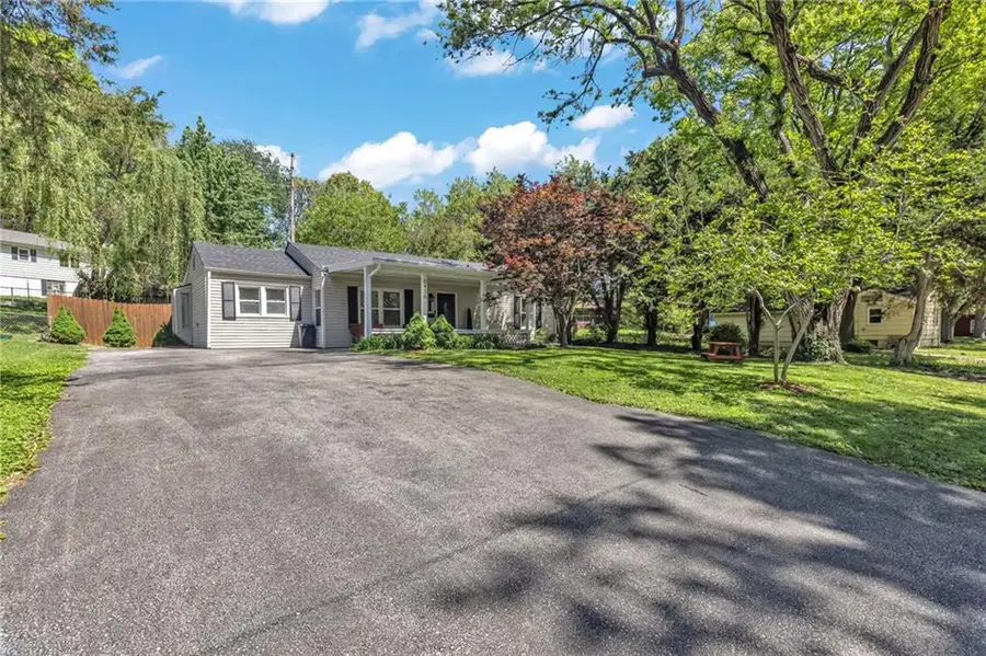 6436 Kimball Avenue, Kansas City, KS 66104 - #2