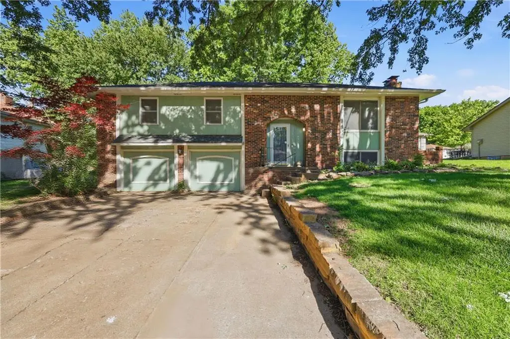 2409 SW 2nd Street Terrace, Blue Springs, MO 64014 - #1