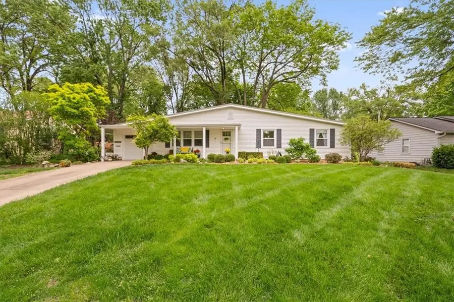 5909 Goddard Street, Shawnee, KS 66203 - #2