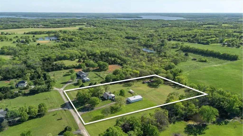 1579 E 767th Road, Lawrence, KS 66049 - #1