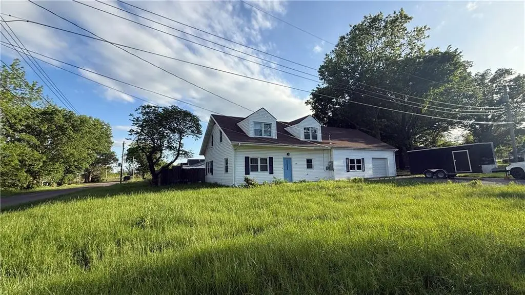 401 W Chestnut Street, Archie, MO 64725 - #1