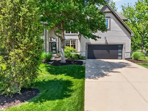 15230 Fontana Street, Leawood, KS 66224