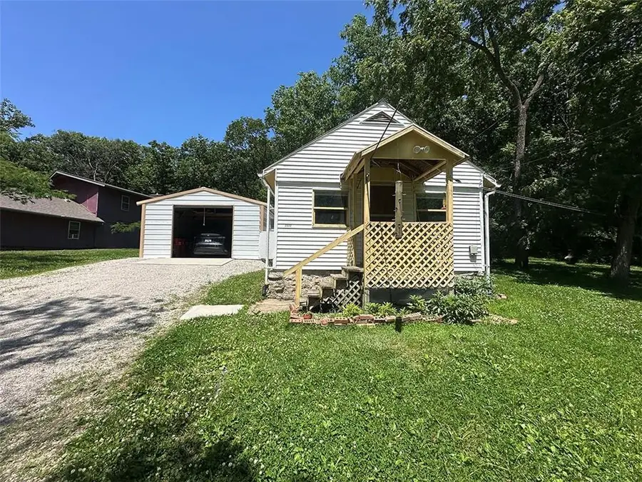 2332 Park Lane, Oak Grove, MO 64075 - #3