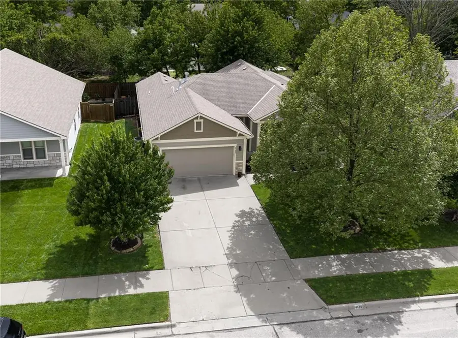 4125 Seele Way, Lawrence, KS 66049 - #3