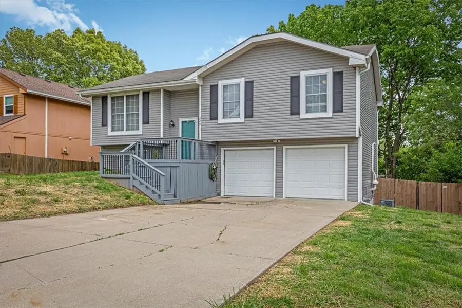 220 Debra Street, Lansing, KS 66043 - #2