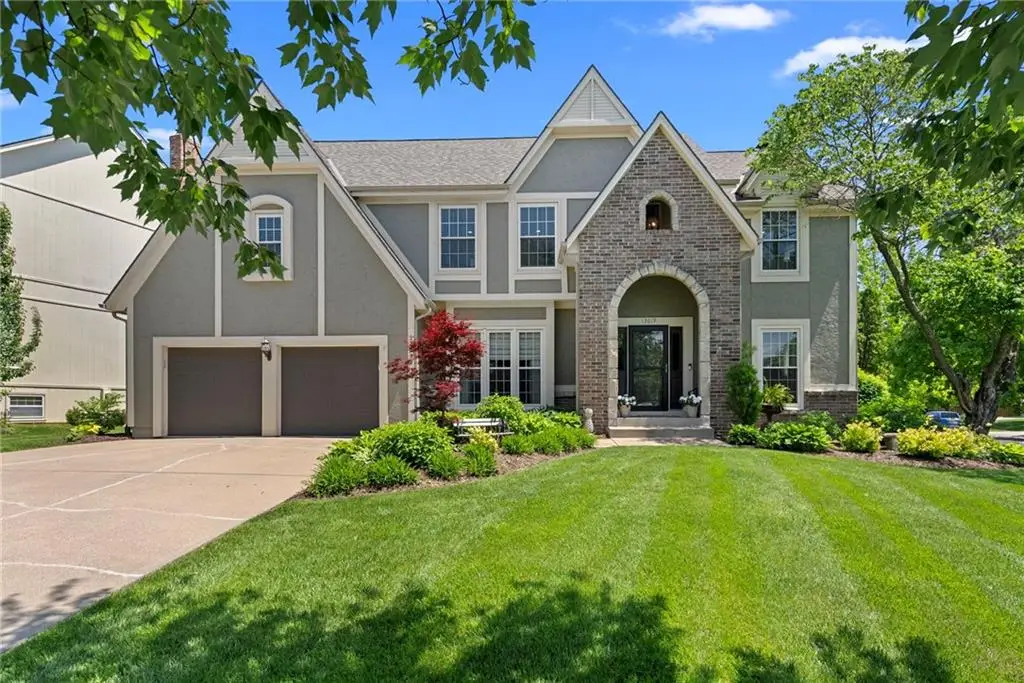 13019 Eby Lane, Overland Park, KS 66213 - #1