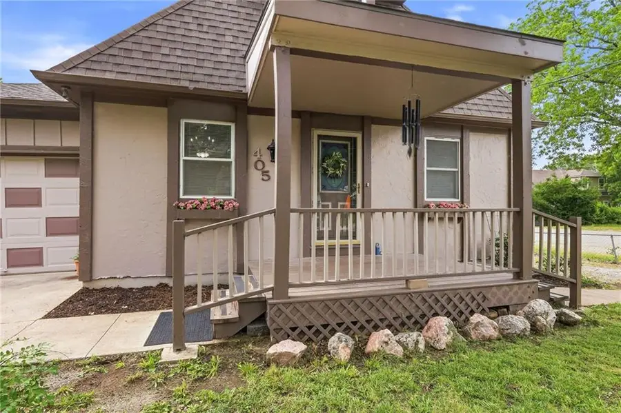 405 S Pine Street, Olathe, KS 66061 - #2