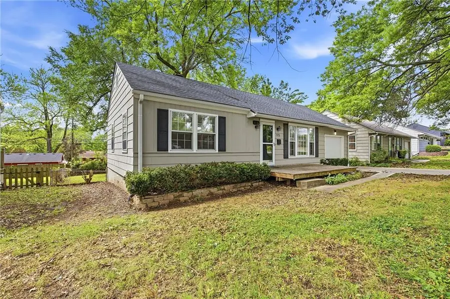 115 W 89th Street, Kansas City, MO 64114 - #2