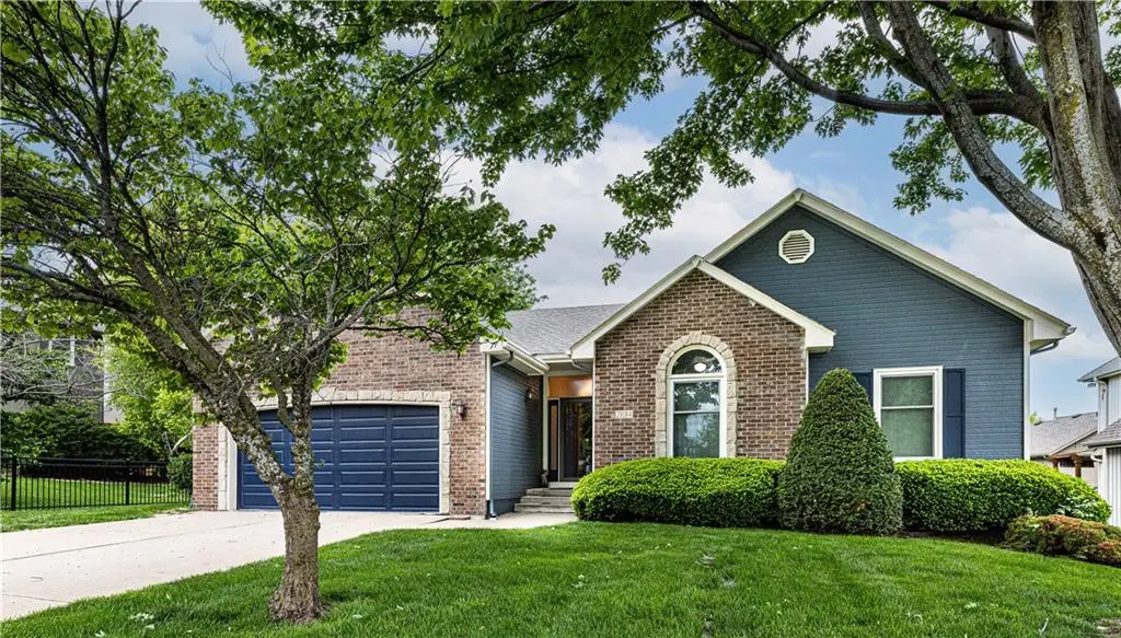 204 SE Carolina Drive, Lees Summit, MO 64063 - #1