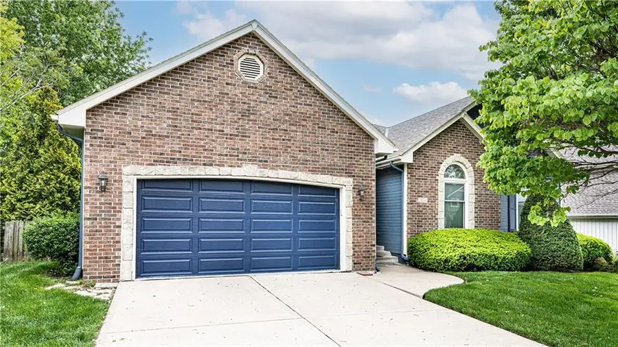 204 SE Carolina Drive, Lees Summit, MO 64063 - #2