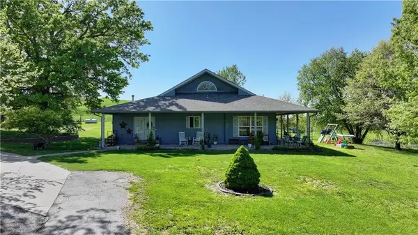 40101 E 24 Highway, Napoleon, MO 64074