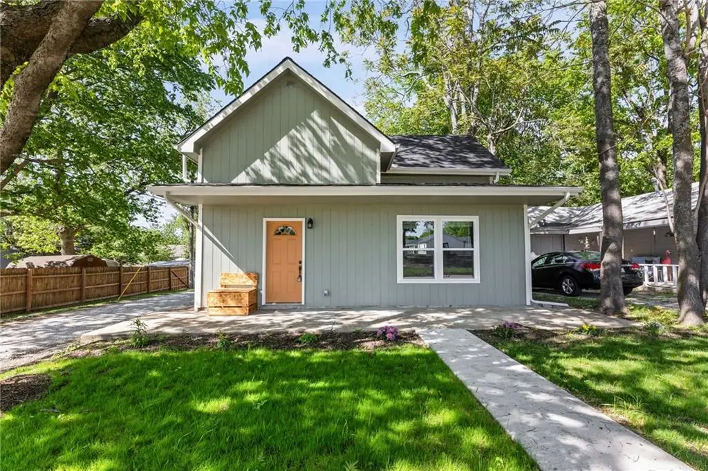 213 Red Jacket Street, Ottawa, KS 66067 - #1