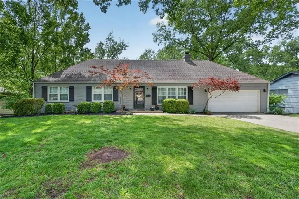 8332 Overbrook Road, Leawood, KS 66206 - #1