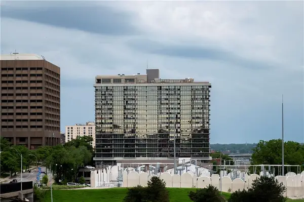 600 E Admiral Boulevard #604, Kansas City, MO 64106