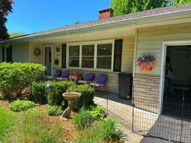 1321 Nebraska Street, Mound City, MO 64470 - #2