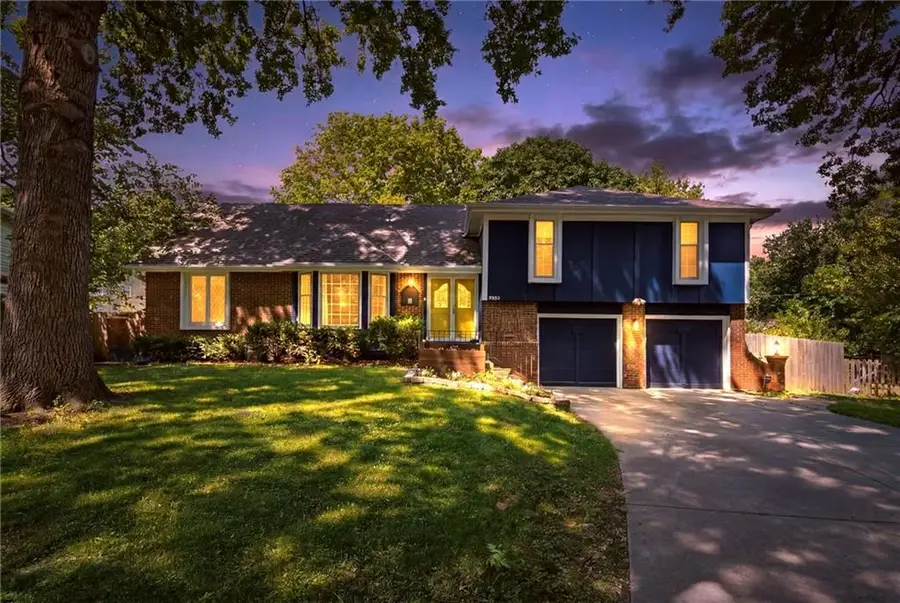 8845 Nall Avenue, Overland Park, KS 66207 - #2