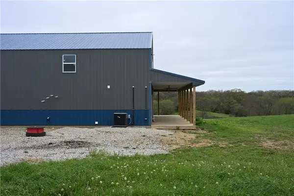 Hwy Nn Highway, Spickard, MO 64679