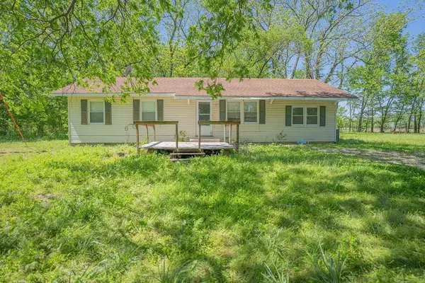 442 128th Terrace, Fort Scott, KS 66701