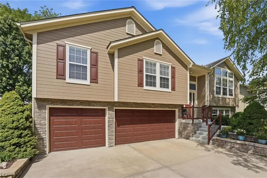516 NE Topaz Drive, Lees Summit, MO 64086 - #2